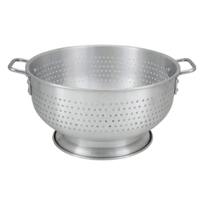 Passoires et égouttoirs métalliques modernistes, idéaux pour la cuisine domestique et les environnements culinaires professionnels - Product Image 1