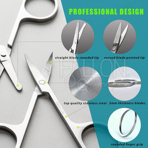 Ciseaux de coiffure à structure légère et coupe fluide, en acier durable - Product Image 2