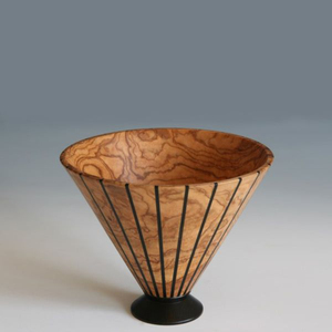 Cuencos para servir comida de la mejor calidad, hechos de madera de acacia, con una textura llamativa y de diseño, ideales para el hogar, hoteles y como centros de mesa. - Product Image 1
