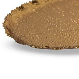Plateau de service ovale de luxe texturé doré en gros, plateau de présentation élégant en métal festonné pour hôtels et restaurants - Product Image 3