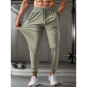 Pantalon de sport et décontracté chaud pour homme avec grande élasticité – En stock - Product Image 1