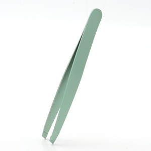 Pinzas Profesionales Personalizadas 2026 de Última Generación con Punta Inclinada para Cejas y Extensiones de Pestañas - Product Image 3