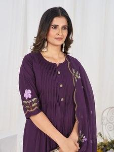 Conjunto de Vestido Anarkali de Algodón con Bordado Intenso para Mujer |   Conjunto Premium de Kurta, Pantalón y Dupatta |   Exportación Global de Moda - Product Image 6