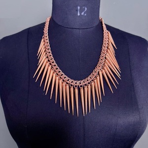 Harnais et jupe de déesse en chaîne dorée, faits main, légers, en acier inoxydable, style antique et moderne, pour festivals - Product Image 4