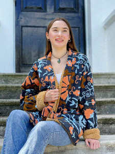 Chaqueta de Algodón Bordada a Mano con Diseño Suzani para Mujer, Base Negra, Estampado Floral Multicolor, Estilo Bohemio Étnico, Cuello en V - Product Image 4