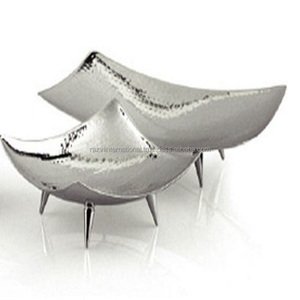 Bandeja de servicio de frutas chapada en níquel martillado, forma cuadrada - Product Image 4