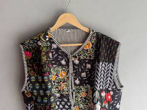 Chaleco Acolchado Floral de Algodón con Diseño de Patchwork, Cuello Redondo, Botón Único, Chaqueta de Mujer Estilo Otoño, REGALO PARA ELLA - Product Image 4