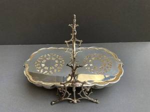 Biscuit Box with Engraved Floral Foliage Design Brass/Silver Art Deco <b>Hinged</b> Lid Decorative Handle for Kitchen Use Collecting - Product Image 5