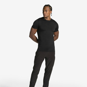 Camiseta casual elástica de corte ajustado para hombre, tela transpirable, cómoda, elegante, para uso diario, ropa para gimnasio y fitness. - Product Image 4
