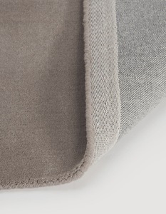 พรมปูพื้นสีเบจสไตล์มินิมอลทันสมัย – พรมขนนุ่มสำหรับห้องนั่งเล่น ห้องนอน และตกแต่งบ้าน - Product Image 3