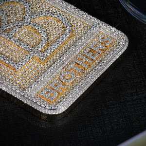 Pendentifs et Breloques de Mariage Personnalisables en Argent S925 Plaqué Platine avec Moissanite Pureté VVS, Livraison Rapide, Style Hip Hop – Direct Usine - Product Image 2