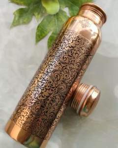 Botella de cobre de gran venta, producto de moda para bebidas, ideal para negocios de comercio electrónico, oportunidad de reventa con alto margen. - Product Image 2