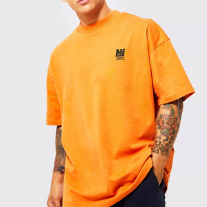 T-shirt élégant coupe ajustée pour adulte, surdimensionné, neuf, idéal pour l'extérieur, fabriqué au Pakistan, le meilleur t-shirt - Product Image 1