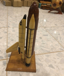 Modèle d'avion durable en bois massif 40-44cm, hélicoptère civil, idéal comme souvenir, fabriqué en usine au Vietnam - Product Image 6
