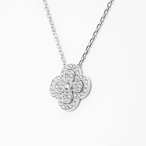 Elegante Collar con Colgante de Trébol en Oro Blanco de 14K con Diamante Cultivado en Laboratorio de Corte Redondo de 0.48ct, Joyería Fina para Uso Diario, Regalo - Product Image 3