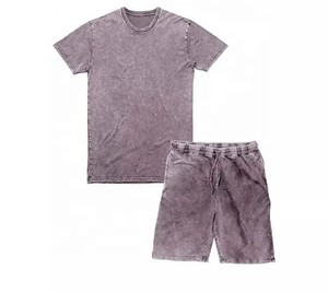Conjunto de Camiseta y Pantalones Cortos de Algodón Amarillo Sólido para Hombre, Cuello Redondo, Estilo Casual de Verano, Tejido de Punto, Color Liso - Product Image 4