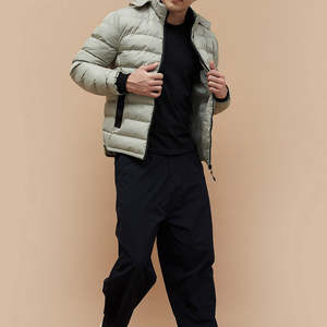 Chaqueta de Invierno Acolchada para Hombre de Alta Calidad 2026, Cuello Alto de Lona, Logotipo Frontal, Disponible en Todos los Colores y Tallas - Product Image 6