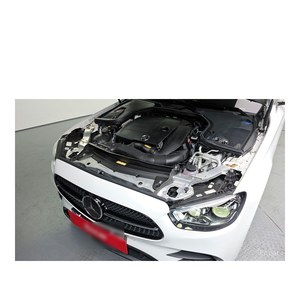 Mercedes-Benz E350 4MATIC AMG Line Classe E 2023 avec volant à gauche, boîte de vitesses automatique, sièges en cuir, caméra arrière - Product Image 6