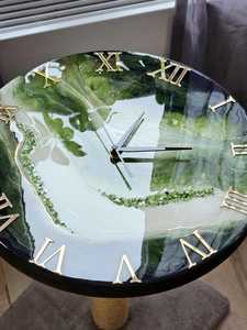 High Quality Resin Wall <b>Clock</b> Abstract Green Unique Design Handmade Resin for Home Hotel Restaurant Decorative Wedding Gift - Product Image 1