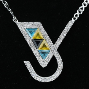 Hand-set Moissanite Letter V Pendant S925 18K Gold Plated <b>Initial</b> <b>Necklace</b> for Certified Trendy Wholesale Factory Customisation - Product Image 3
