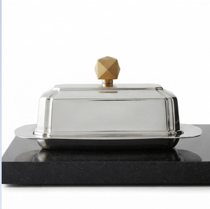Beurrier rectangulaire en acier inoxydable avec couvercle, vaisselle en métal poli pour la cuisine et les fêtes, conservation hermétique de la fraîcheur - Product Image 4