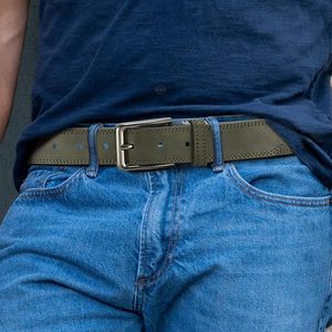 Cinturón de Cuero con Hebilla de Acero de Estilo Moderno para Hombre, Cinturón de Cuero Duradero y Ligero a Bajo Precio, Cinturón de Cuero Extra Grande para Hombre - Product Image 3