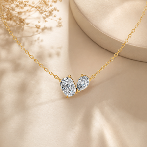 Collar de diamantes cultivados en laboratorio Toi Et Moi con piedras de corte almohada y pera en plata 925, regalo de aniversario de lujo - Product Image 2