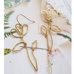 Pendientes de alambre de latón para fiesta con un look magnífico, diseño personalizado, joyería de moda a precio económico por UF INTERNATIONAL Crafts - Product Image 4