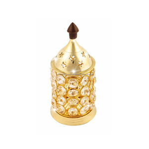 Lampe à huile Deepak de table en laiton de taille moyenne Akhand Jyoti - Product Image 3