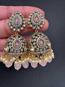 Anting Batu Mutiara Premium Set Perhiasan Fashion Mewah Desain Unik Berlapis Emas Produsen OEM ODM Grosir - Product Image 3