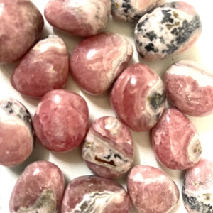 Piedra preciosa de cristal caída de Rodocrosita Rosa Natural Certificada por IGCI de alta calidad al por mayor para curación - Product Image 5