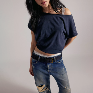 เสื้อครอปแขนกุดเฉียงไหล่เดียวสีน้ำตาลทรงหลวมสไตล์สาวฮอตสำหรับใส่เที่ยวฤดูใบไม้ผลิและฤดูร้อน ตกแต่งด้วยการเย็บแบบกลับด้าน - Product Image 4