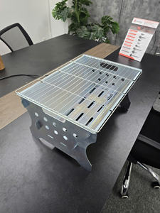 Parrilla de Barbacoa Metálica Plegable y Compacta para Camping y Picnic |   Carbón y Leña |   Fábrica OEM ODM en Vietnam EPDGFC002 - Product Image 4