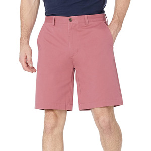 Shorts déchirés personnalisés pour hommes avec impression - Vente en gros de vêtements de plage décontractés et streetwear pour hommes - Product Image 4
