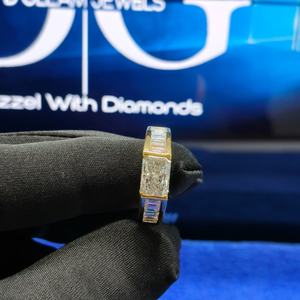 Anillo de Oro para Hombre con Diamante Cultivado en Laboratorio de Corte Radiante de 2CT, con Piedras Laterales en Baguette, Anillo de Diamante de Lujo para Hombre, Anillo de Compromiso - Product Image 6