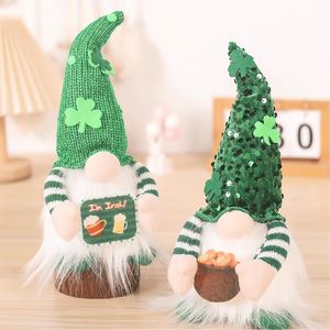 Gnomo di peluche irlandese da 11 pollici per la festa di San Patrizio, decorazioni per interni domestici - Product Image 1