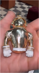 Colgante de diseño personalizado con diamantes de moissanita VVS estilo astronauta, joyería hip hop para hombres y mujeres - Product Image 4