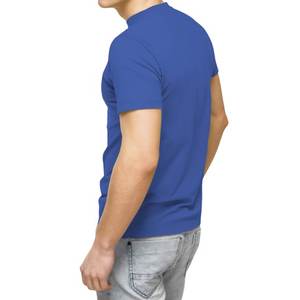 T-shirt à manches courtes col rond pour homme en coton uni disponible en grandes tailles - Product Image 3
