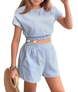Conjunto de 2 Piezas para Niñas, Shorts Casuales de Verano, Estilo Francés, Top Corto de Manga Murciélago, Tejido Cómodo y a la Moda - Product Image 3
