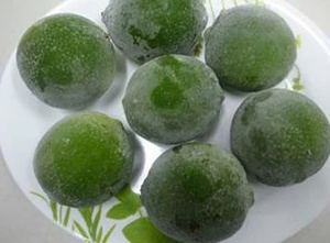 Limón Verde Entero Sin Semillas Congelado IQF, Fruta a Granel con Alto Rendimiento de Jugo para Procesamiento de Bebidas, Extracción de Alimentos y Exportación - Product Image 3