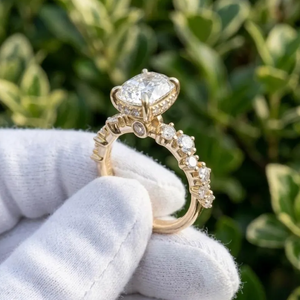 Anillo de Compromiso para Mujer Sparkledge Creation LR-31 Exclusivo con Diamante Cultivado en Laboratorio de Corte Ovalado de 3CT, Engastado en Oro de 10K/14K/18K, Certificado IGI - Product Image 2
