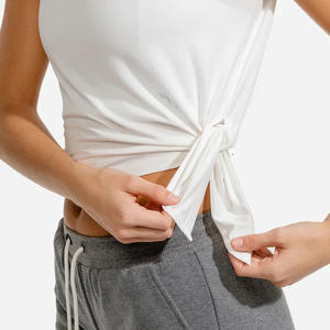 เสื้อยืดทรงเข้ารูปราคาประหยัด แฟชั่นทันสมัย เสื้อครอปอินเทรนด์ แขนสั้น ใส่ได้ทุกวัน สวมใส่สบาย เสื้อลำลองสำหรับผู้หญิง - Product Image 4