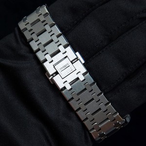 Nuevo Reloj de Acero Inoxidable 2026, el Más Vendido, Unisex, de Lujo, con Esfera Negra a Cuadros, Visualización de Fecha, Mecánico, Automático, para Negocios - Product Image 4