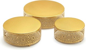 <b>Set</b> Of Three Gold Finished Cutwork Floral Design Edge Cake Stand For Anniversary And Birthday Cake Display Wholesale From India - Product Image 2