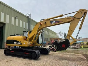 Excavadora Usada Robusta de 3000 kg con Orugas de Acero y Cuchilla Frontal Hidráulica para Trabajos Pesados de Limpieza y Nivelación de Terrenos - Product Image 4