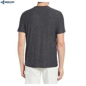เสื้อยืดคอกลมแขนสั้นทรงโอเวอร์ไซส์สีพื้นผ้าฝ้ายเจอร์ซีย์สำหรับผู้ชาย ทรงลำลองความยาวปกติ - Product Image 5
