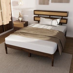 Letto matrimoniale in legno stile bohémien con finitura in noce scuro e rattan, testiera doppia con accenti in legno di pino verniciato - Product Image 3