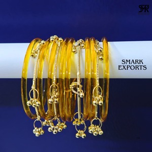 Ensemble de 16 bracelets en or plaqué traditionnel, style Ghungroo du Cachemire, faits à la main, bijoux de mode pour femmes, pour occasions festives, par un tiers - Product Image 5