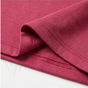 เสื้อครอปท็อปโยคะแขนสั้นสำหรับผู้หญิง พิมพ์โลโก้ได้ตามต้องการ ผลิตจากโพลีเอสเตอร์ผสมสแปนเด็กซ์ เหมาะสำหรับออกกำลังกายในฤดูใบไม้ผลิ สามารถปรับแต่งสีได้ - Product Image 6