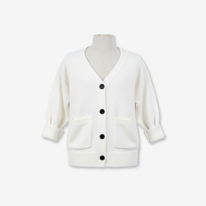 CRAZIGOODS Cárdigan de Punto Trenzado para Mujer, Invierno, Estilo Vietnamita, 4 Botones, Bolsillos, Cuello en V, Color Sólido, 100% Acrílico, Antiarrugas - Product Image 4